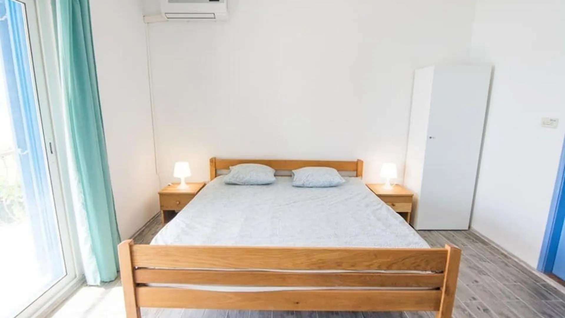 Appartement Studio Mit Herrlichem Meerblick Pašman